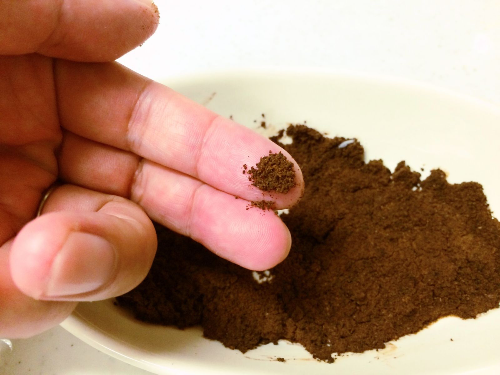 コーヒー豆の出がらしを無料にて提供中！